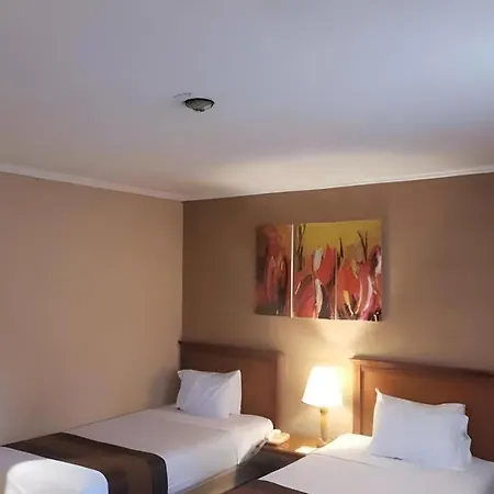 Regent'S Park Hotel At Kayutangan Malang-2